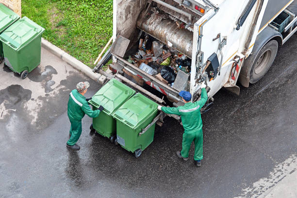 Best Construction Debris Removal  in Chisholm, MN